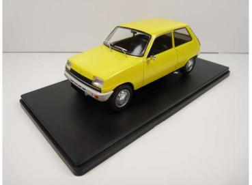 Renault 5 gelb
